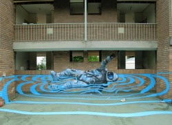 Speed of sound (awesome street art by Fintan Magee, painted in tribute to Felix Baumgartner)