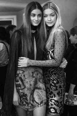 senyahearts:  Taylor Marie Hill &amp; Gigi Hadid - Backstage at Emilio Pucci, Fall 2015 RTWPhotographs by: Piczo for i-D Magazine 