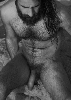 manlybush:  Beardy hairy chested guy with lovely hairy arms and legs and a gorgeous manly bush to round it off. Iâ€™d love a night in bed with this guy ðŸ˜œ   http://imrockhard4u.tumblr.com