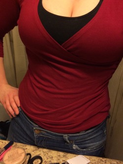 orgy-of-nerdiness:  Blouse shopping has been hell bc of my proportions (XL boobs, medium waist, large hips) but at least I look great when I’m going out to the bars for a birthday drink