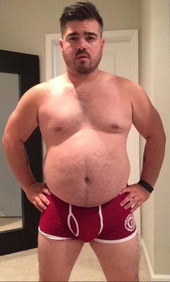 boxbrfs:mutabear:Fuck man, you must have done something to my protein shake. I looked like a total gym nut before working out, but then I chugged that shake you lent me and it looks like all my muscle turn straight to fat. Now I have a big beer belly