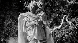siochembio:The statue of Diana comes to life, puts an arrow in her bow and aims at Avenant. La Belle et la Bête, 1946
