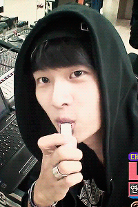 pppinky:  Cha Hakyeon and his lip balm collection: Revised and Expanded Edition 