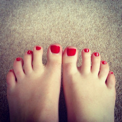 footer:  #toes #girls #feet #pretty #red