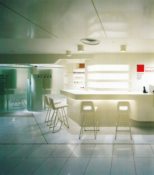 zoneplex:  Room In Bloom Beauty Salon (2002)design: Akihito Fumita