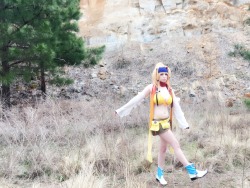 usatame:  Had so much fun shooting Rikku today! It was worth climbing the rocks to get the photos!!! ❤️❤️❤️ the photos are awesome can’t wait till I can release them! Here are some behind the scene phone pics in the meantime ❤️❤️❤️