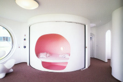 aqqindex:  Luigi Colani, Rotor Haus, 2004