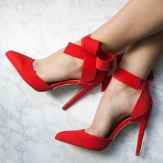womenshoesdaily:Bow-Tiful Faux Nubuck Heels