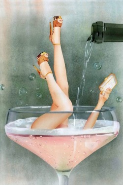 unpetitlapinou:  This is where you’ll find me tomorrow night. This week, so long uhggggg.  Bubbly always makes it better.