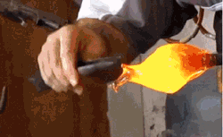 fatadditives:  stop-hammerkind:  srsfunny:  Glass Blower: Sculpting A Horse From Molten Glass  WHAT  Ohhh wow. I could watch people do this all day. 