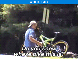 heyfunniest:  sevenstoreyfall:   3 people stealing the same bike [video]  Wow  I am so mad right now 