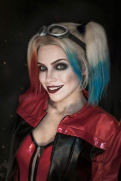tophwei: Harley Quinn from Injustice 2 Photo by me More exclusive photos and cosplays at my patreon page  https://www.patreon.com/tophwei https://www.facebook.com/TophWeiCosplay/ https://www.instagram.com/tophwei/ 