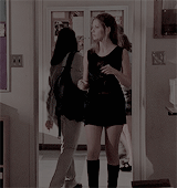 phoebehaliwells:  Buffy’s best looks™      season 1 