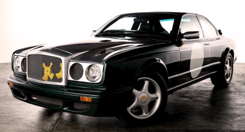 carsthatnevermadeitetc:  Bentley Continental P116, 1996, by Mulliner Park Ward. A one-off commissioned by an Italian collector. MPW retained the 6.7-litre V8, but used wilder camshafts, a bigger Garrett turbocharger, gas-flowed heads and a ram air intake
