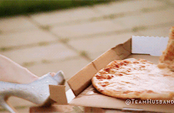 sandkastledisko:  kentmckellan:  Sums up my relationship with pizza quite nicely  Agreed 