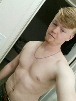 showmesomethingboi: diksoutforharambaby:  10-IN-A-ROW CONTEST: FUCKBOY 1: How do you like gingers? I do love them!  Like and Reblog, Follow me: https://diksoutforharambaby.tumblr.com/  Eric Traub!!!! he’s a hot ging 