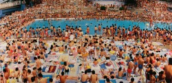 Shinorama Tokyo pool photo by Kishin Shinoyama, 1986