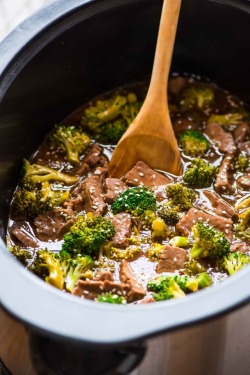foodffs:  Slow Cooker Beef and BroccoliReally
