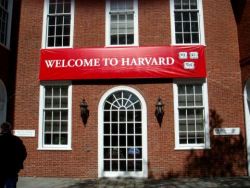 not-norman-bates:  wanted-for-wanting-more:  nappy-sol:  tarts:  soulbrotherv2: Harvard University Announcement: No tuition and no student loans  by Harlem World Magazine Harvard University announced over the weekend that from now on undergraduate student