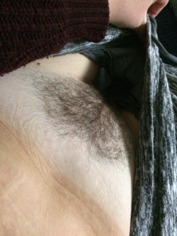 dirtyandperky: Time to shave my bush 🌳