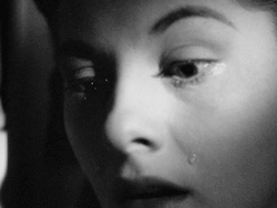nitratediva:  Joan Fontaine in Rebecca (1940).
