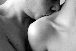 sensual-love-kisses:  ♡Romance, Sensual,