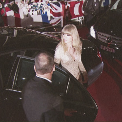 tayloralisonswft:   Taylor arriving at the NRJ awards  