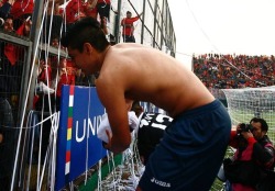 futbolistas-chilenos-hot:  Patricio Rubio  Conozco en persona al pato… Tiene el pedazo de raja y es más caliente que la mierda