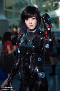cosplayleague:  The Photo of gorecorekitty as Pacific Rim’s Mako Mori has been one of our most popular entries and we’re incredibly excited to bring you even more photos of the copilot of Gypsy Danger! Photos 1-4 by Manny LlanuraPhoto 5 by Jason You