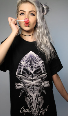 lillalexandras:  http://captiveapparel.bigcartel.com/http://captiveapparel.bigcartel.com/http://captiveapparel.bigcartel.com/I’m loving their designs AND they’re on sale now HURRY GUYS! 