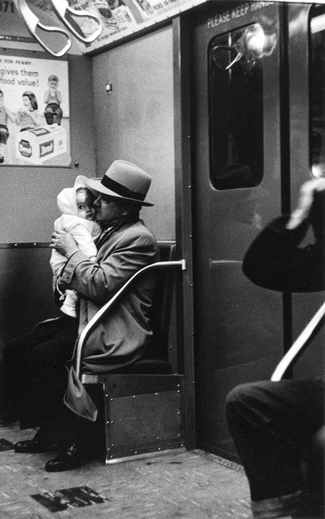 newyorkthegoldenage:  Seen on the subway, 1956.Photo: Diane Arbus via The New Yorker
