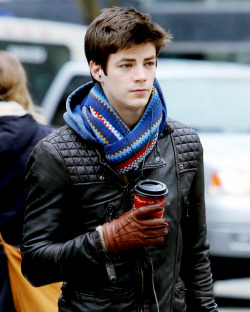  Grant Gustin’s Morning Routine-“Have a coffee before I leave; have another coffee as soon as I get there; do hair and makeup; then have one more coffee, and then start shooting.” 