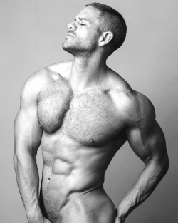 mystraightfriend:  wolandpartdeux:  Here’s hoping one day Eric Turner does full frontal   Mystraightfriend.tumblr.com 