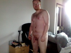 photocub69:  Sexy ginger cub. Uncut, and appears to be semi hard. UNF not quite fitting   Nice foreskin