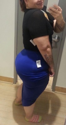 fortheloveofsummertime:Trying on some tight
