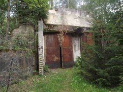 destroyed-and-abandoned:  Abandoned Soviet nuclear missile base - Latvia, Northern Europe Source: Red_Dawn_2012 (reddit)Red_Dawn_2012:The rest of the album 