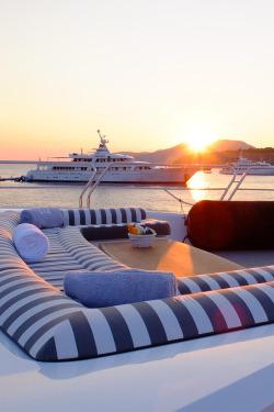italian-luxury:  Ibiza Yachting | Italian-Luxury | Photographer 