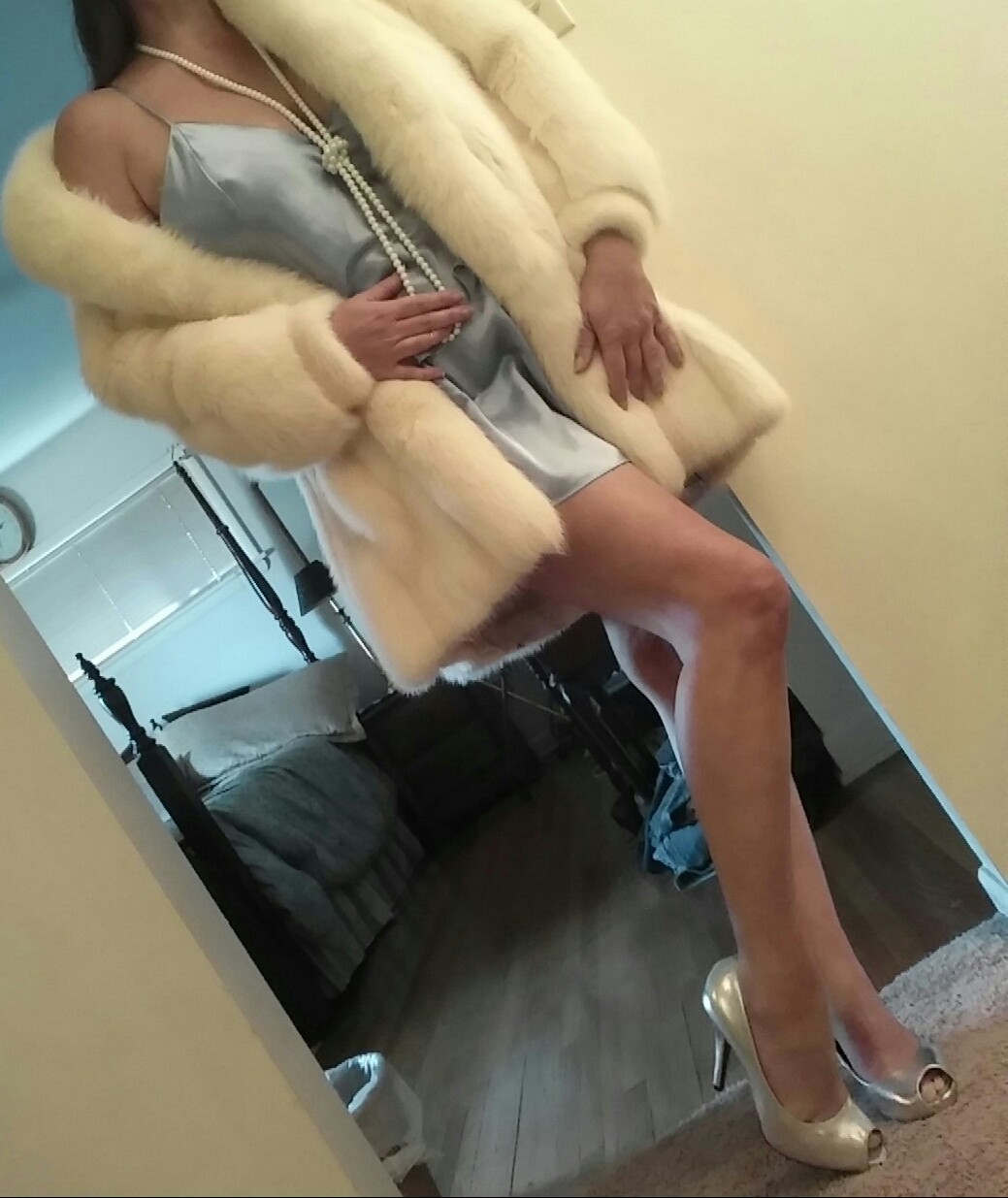shyhousewife:  Mink, silver shoes, pearls and satin  RAWR Absolutely Stunning