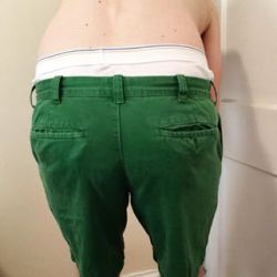 alexandergetsspanked: tightywhitieslover1:  Gotta love that peek  Brief Waistbands are life  Underpants WaistbandsThese original, vintage Fruit of the Loom (FOTL) briefs are amaze. Why? Well, there was a time they were just run of the mill. But not any