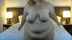 roxxieyo:  When an innocent stripping video turns into a broken bed video.   Cute! Amanda/Foxy Roxxie 53-52-64 46D 5'4&quot; 400 lbs. 182 kg BMI 68.7  	 /- 