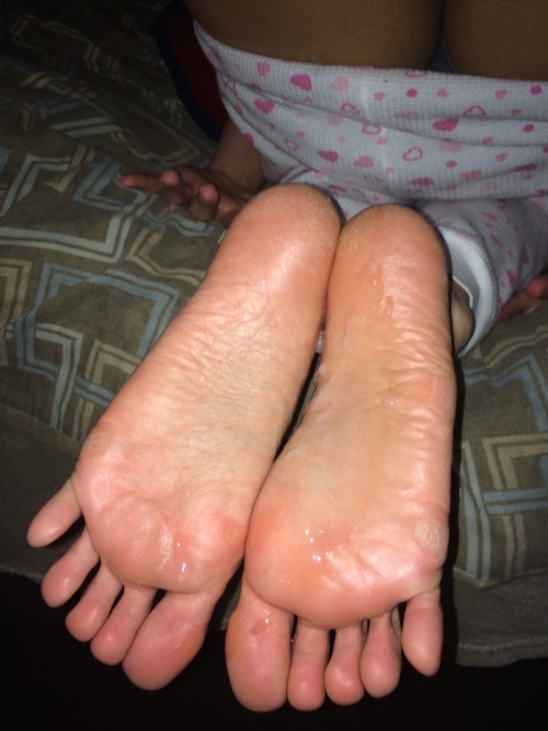 pinkandblackcat311:  Almost forgot to upload this set over the weekend lol! Before going to sleep I couldn’t resist rubbing my cock all over Pinks soft soles ending in a nice pool of cum!