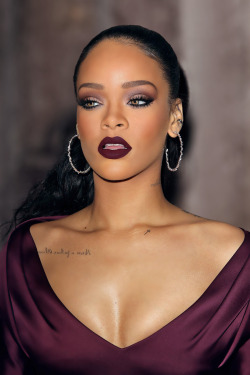 chaosandglitter:gisello:thefreshprinceofbel-air:how in the hell  please stop  It’s honestly scary how pretty she is