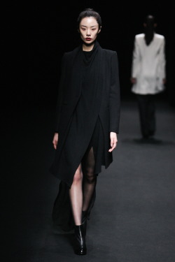 crinitus: LEYII F/W 2012 | Seoul Fashion Week 