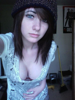 Really Cute Freckles On This Girl Absolutely Love This Picture She&Amp;Rsquo;S So