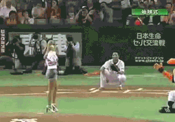 bored-no-more:  Throwing the ball like a girl … wait a sec