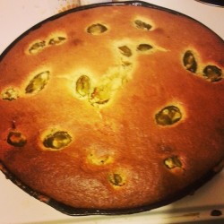 #Mexican #cornbread night, here the first #foodporn pic of the night. Has to cool before we cut into it.