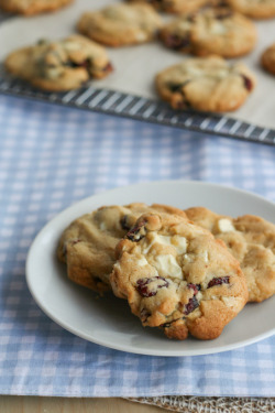 in-my-mouth:  Cranberry &amp; White Chocolate Brown Butter Cookies 