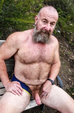 gordiethebull:  The tan fades, but…