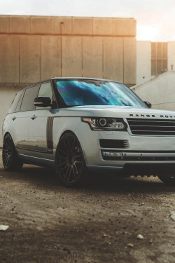 themanliness:      Range Rover by ADV1WHEELS | Facebook | Instagram   