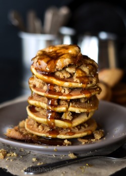 cars-food-life:  Granola Cookie Crumbled Pancakes &amp; Runny Date-Blueberry Syrup. 